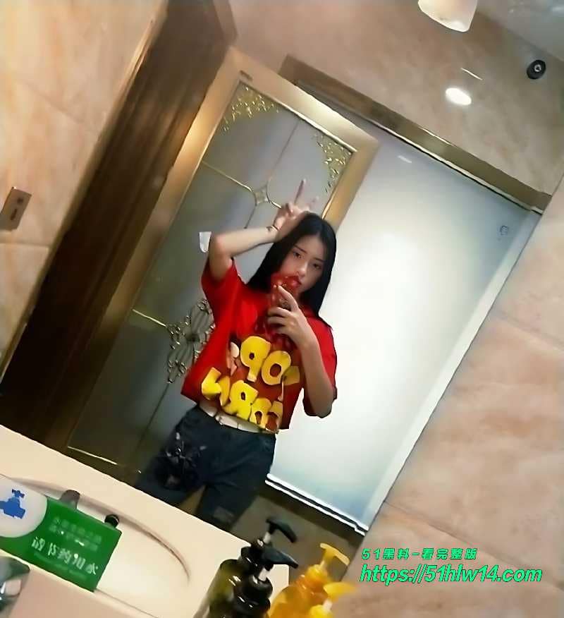 黑发少妇酒店偷情骑乘深喉被干到眼神失控汗湿衣衫太顶 反差