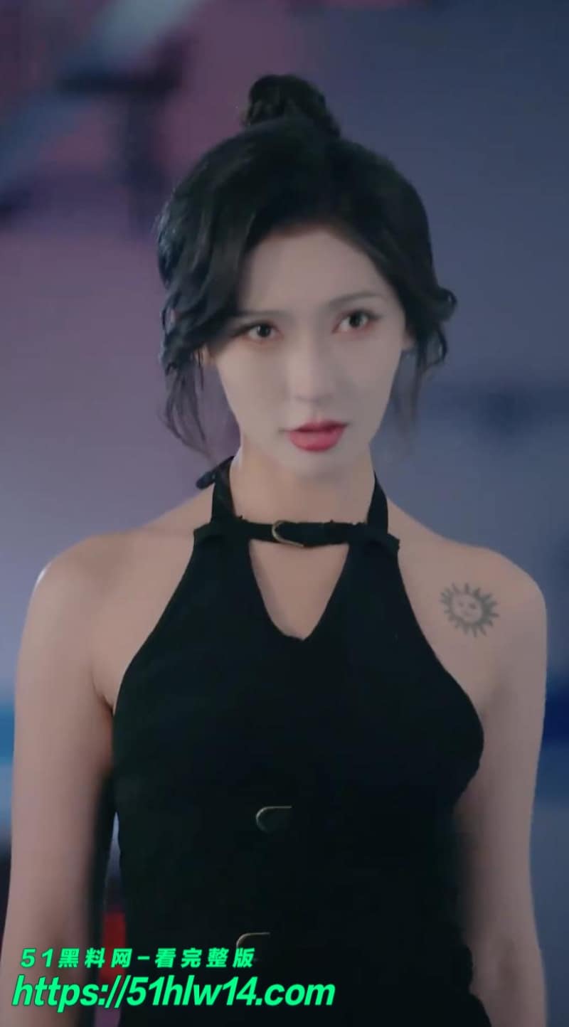 我的小姨子陈梓晴尺度起底，趁姐姐不在家撩姐夫太敢了 性感女主