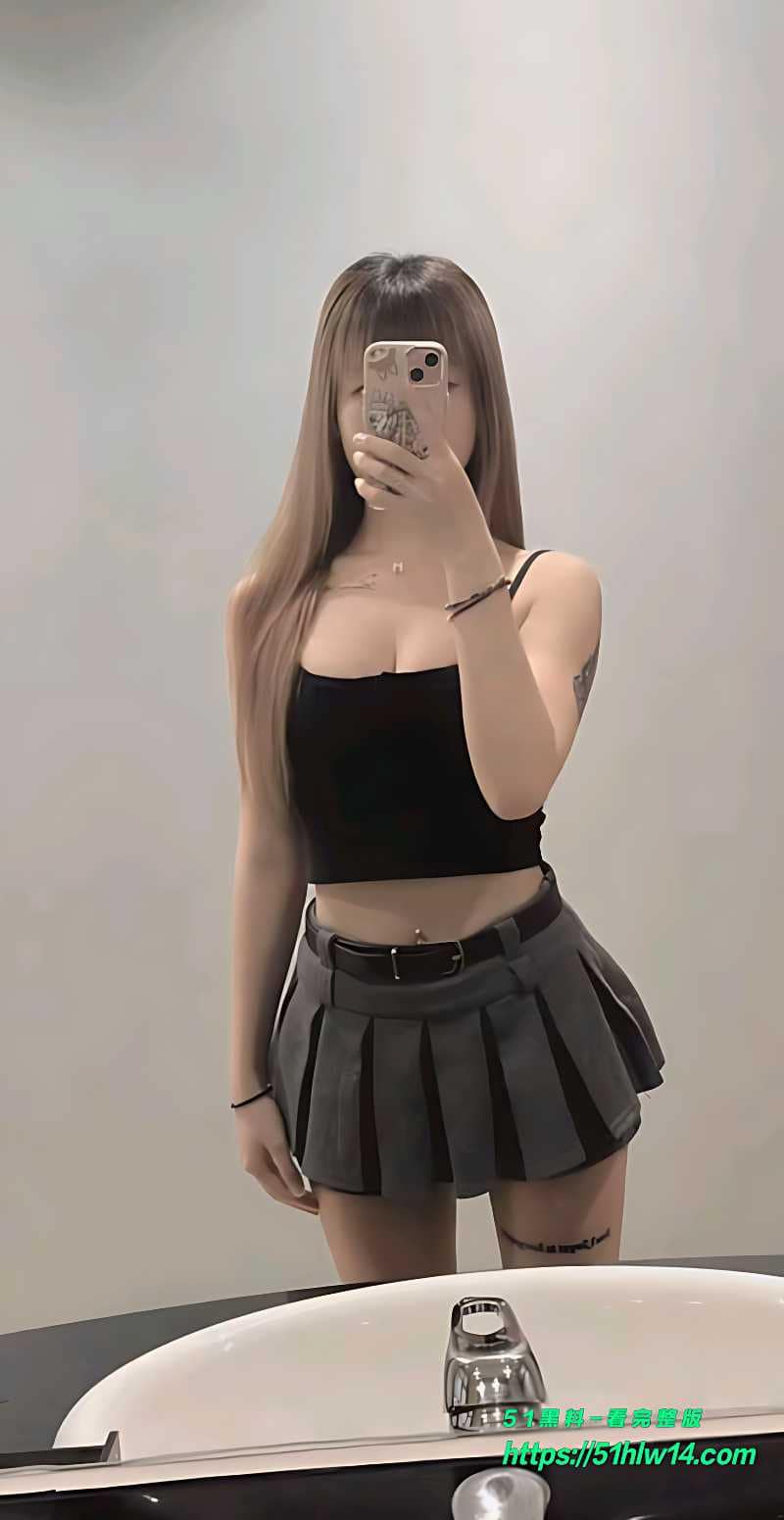 抖音网红全裸热舞巨乳高频弹跳蜂腰扭动骚到没边 反差