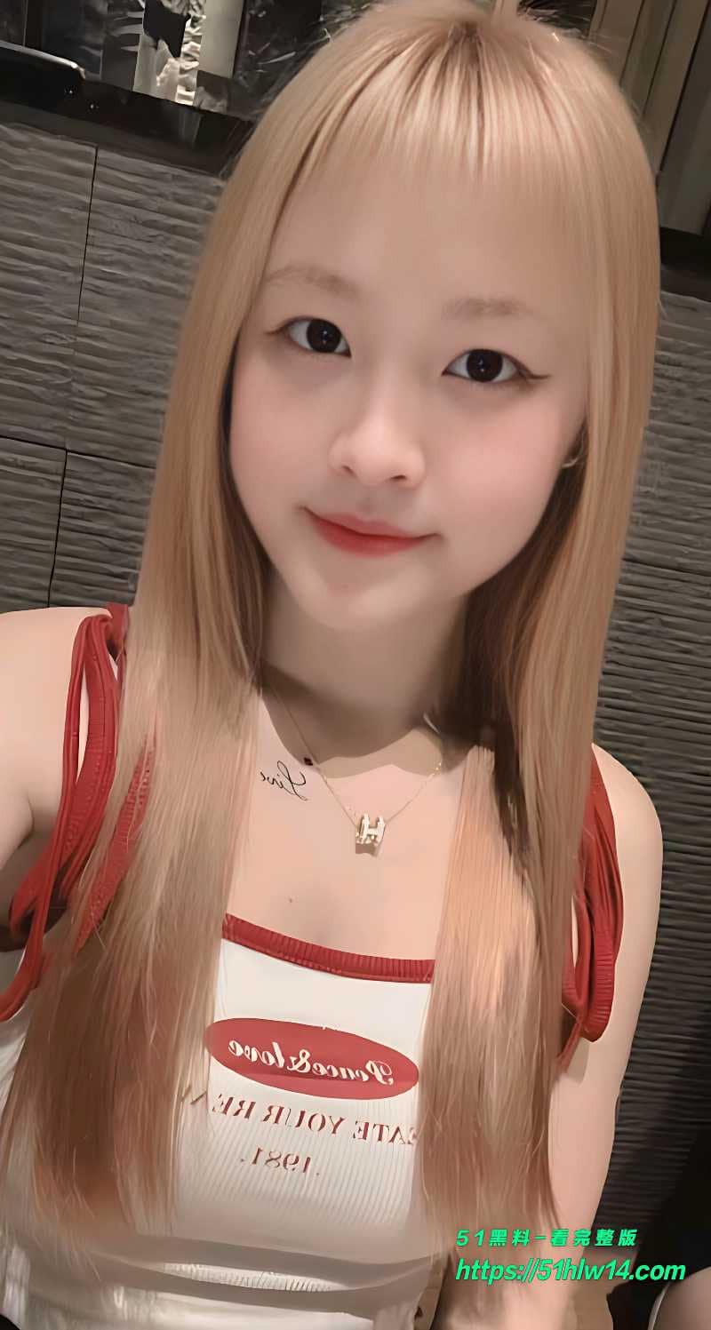 抖音网红全裸热舞巨乳高频弹跳蜂腰扭动骚到没边 反差福利