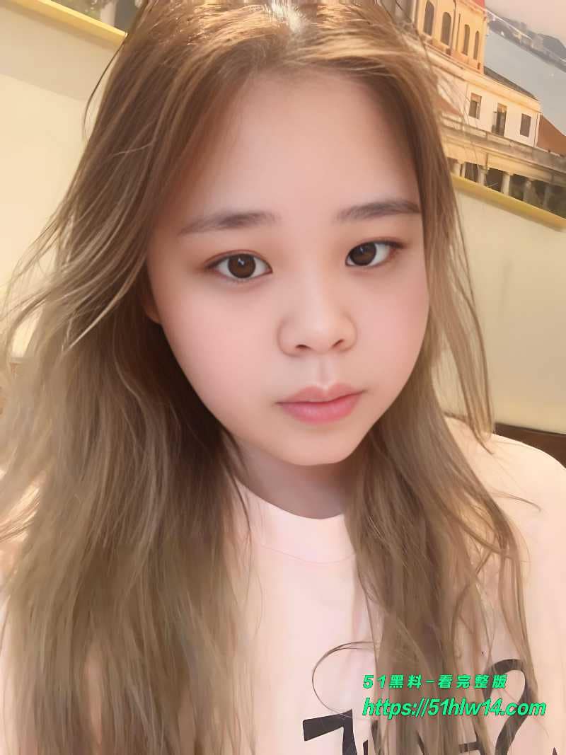 丰腴少妇裸贷还债自慰，双腿大开狠抠细节太顶 熟女福利