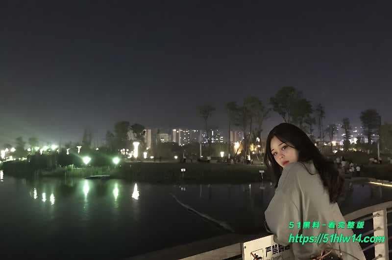 丰腴少妇裸贷还债自慰，双腿大开狠抠细节太顶 网红