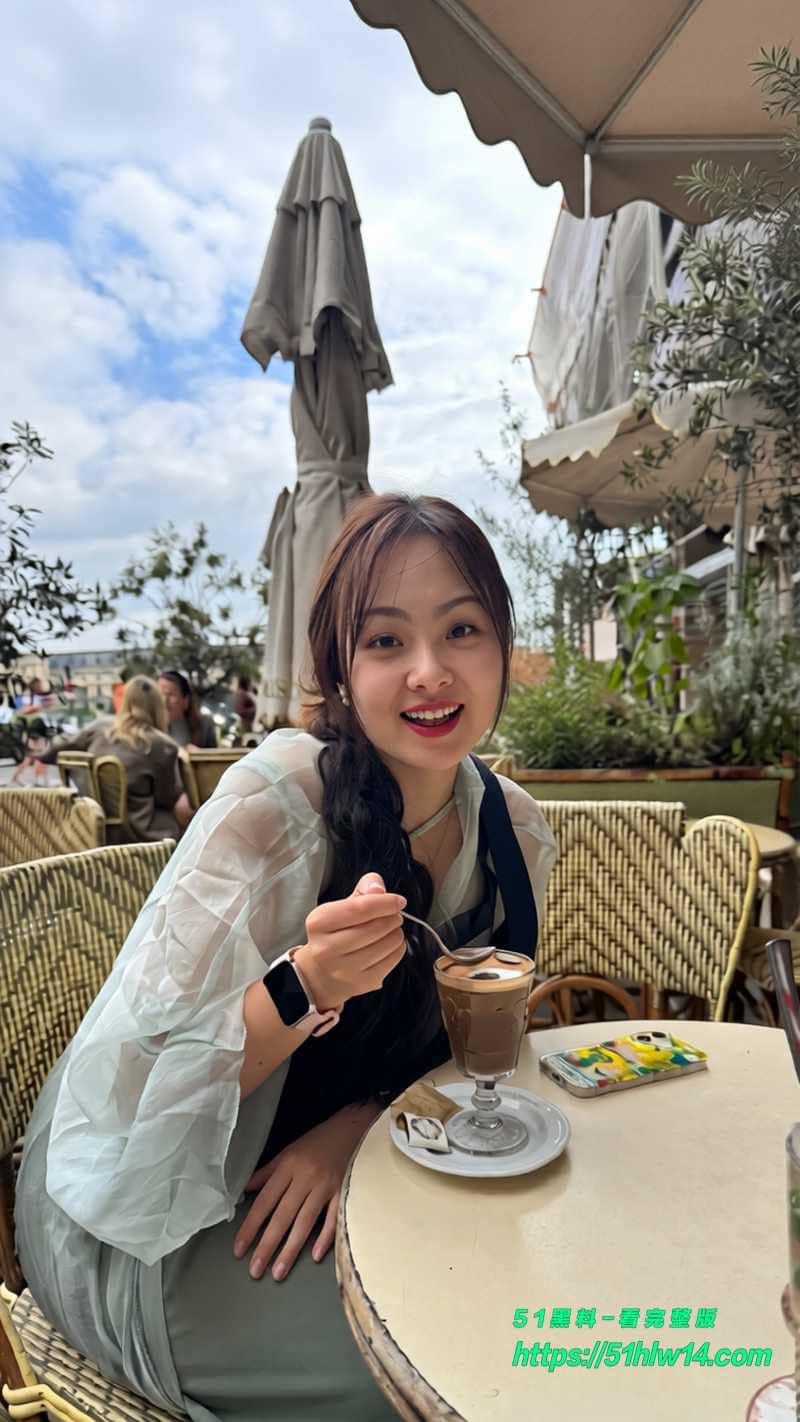 良家少妇反差偷情实录丨被牌友按在麻将桌上猛干双腿高举 福利