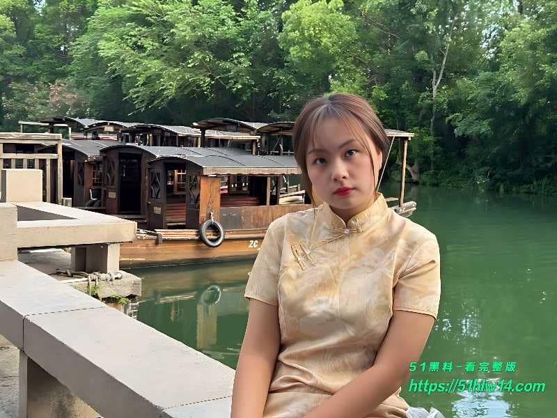 良家少妇反差偷情实录丨被牌友按在麻将桌上猛干双腿高举 反差婊爆料