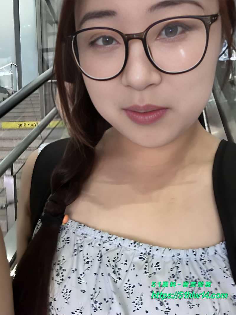 反差人妻酒店约炮深喉被按头猛干浪叫失控反差太顶 熟女福利