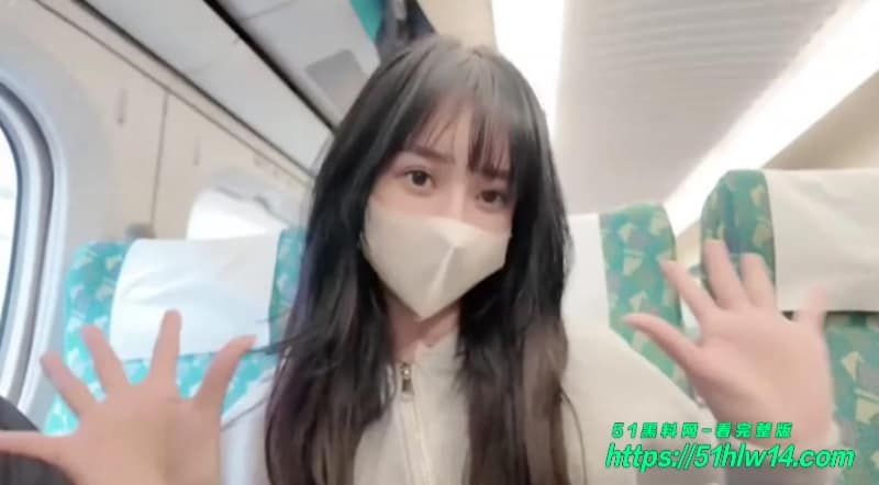白虎少妇酒店旅游激战骑乘猛摇腰肢反差表情太勾人