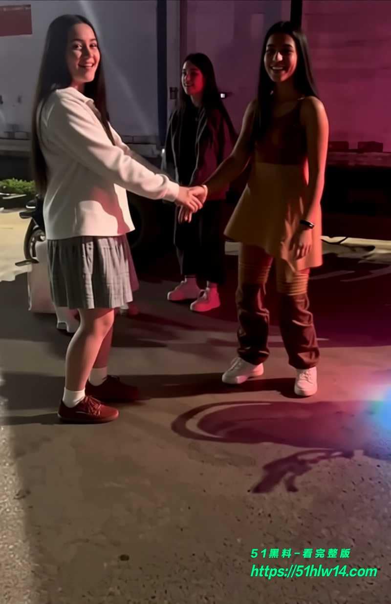 邹城地下车库互殴实录曝光丨精神小妹混战尺度惊人内幕起底 完整视频在线播放
