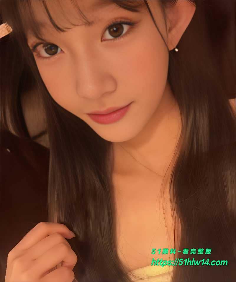 亚洲极品美女私密自慰视频，拨开阴唇狂揉那画面真顶 福利
