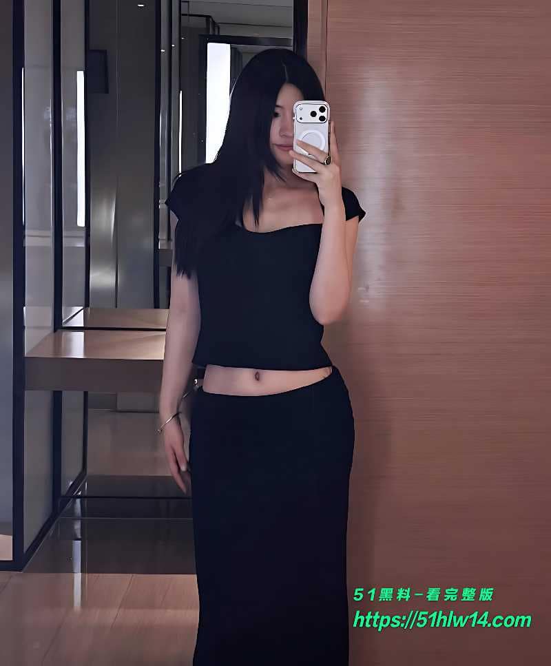 yana健身博主私拍流出，这波酒店反差被金主顶得屁股一直抖 金主包养