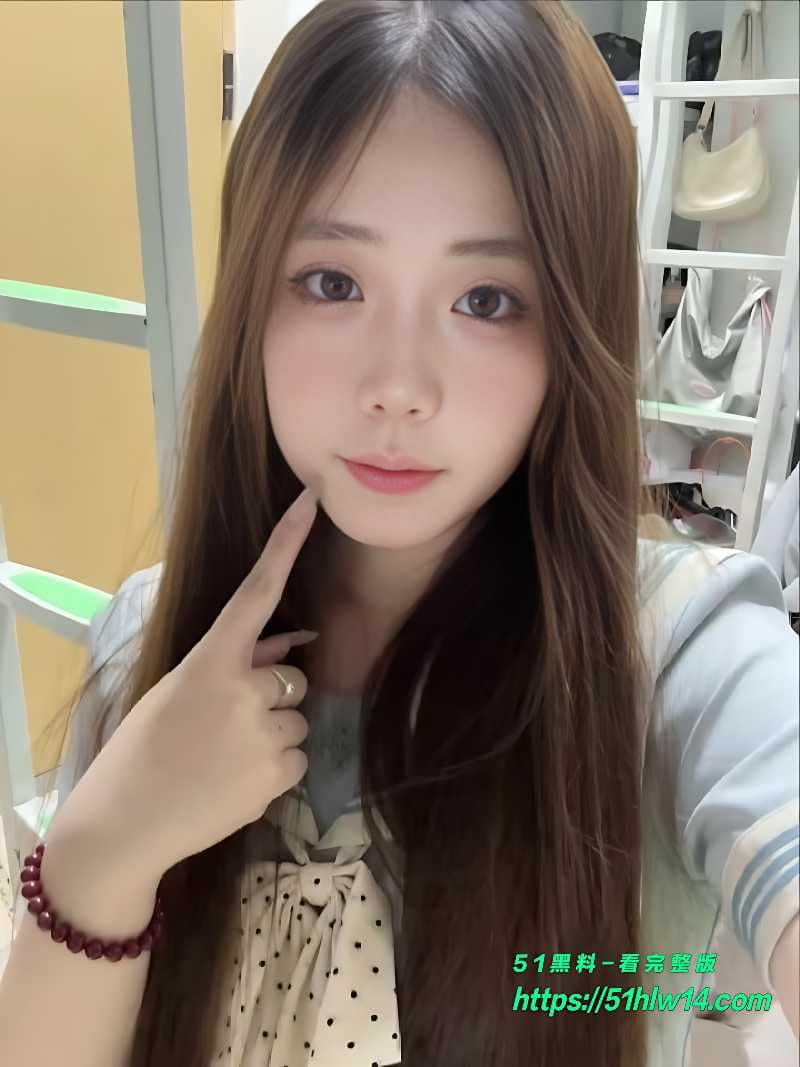 反差少妇露脸自拍丨看着端庄贤淑私下穿奶牛装跪地求操太野了 爆操视频