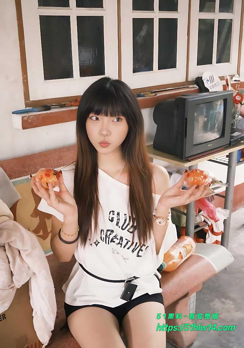 02年清纯前女友瑄瑄私密流出，反差口技深喉细节太顶 福利