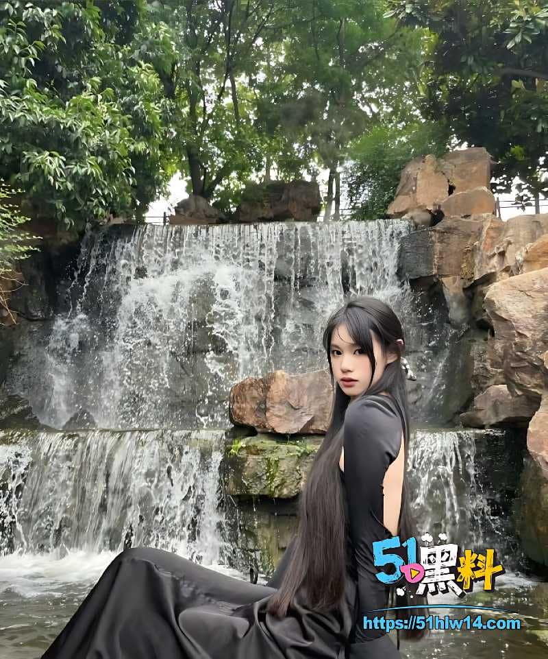 姚东霓黑丝项圈深喉被按头猛顶到翻白眼口水拉丝太顶了 黑丝深喉