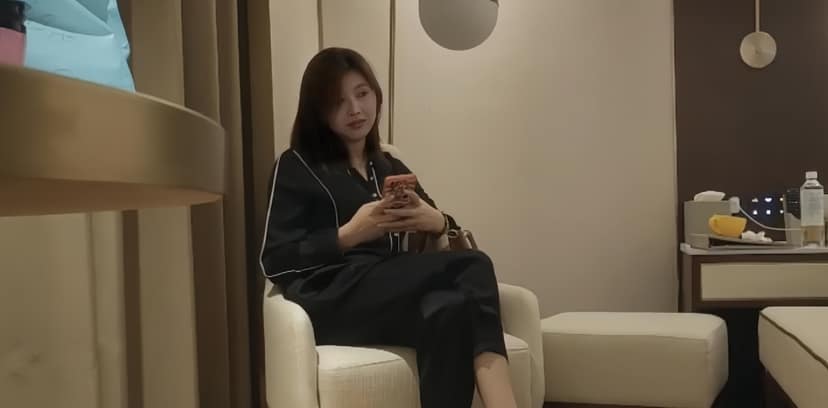 白虎御姐酒店约炮实录丨这波深喉跪舔真的绝了，画面太顶 完整视频在线播放