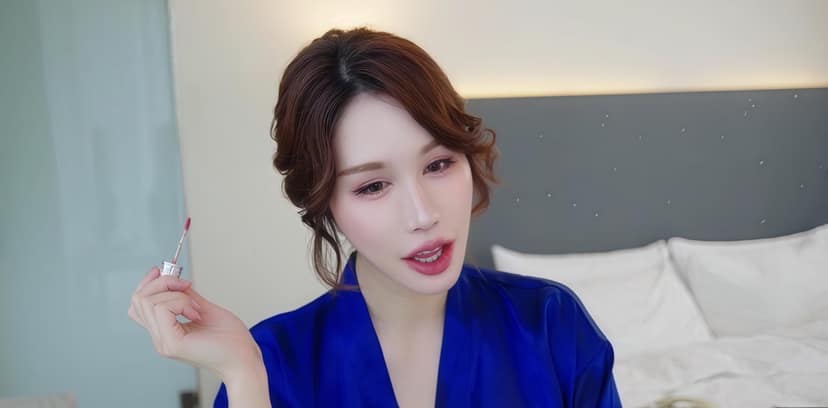 辛尤里蓝袍御姐新作流出，被猛男狂扣到喷水失控 完整视频在线播放