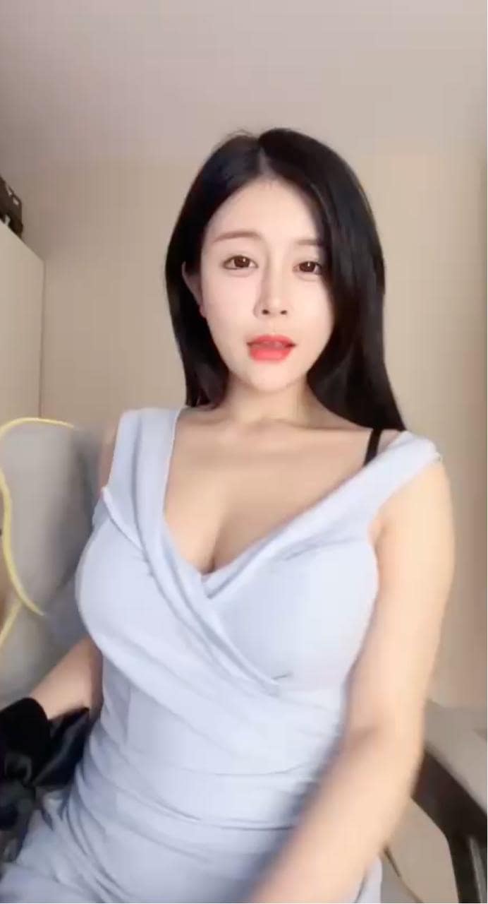 霸气白骨精直播私密实录流出丨黑丝巨乳跳蛋震动太顶了 完整视频在线播放