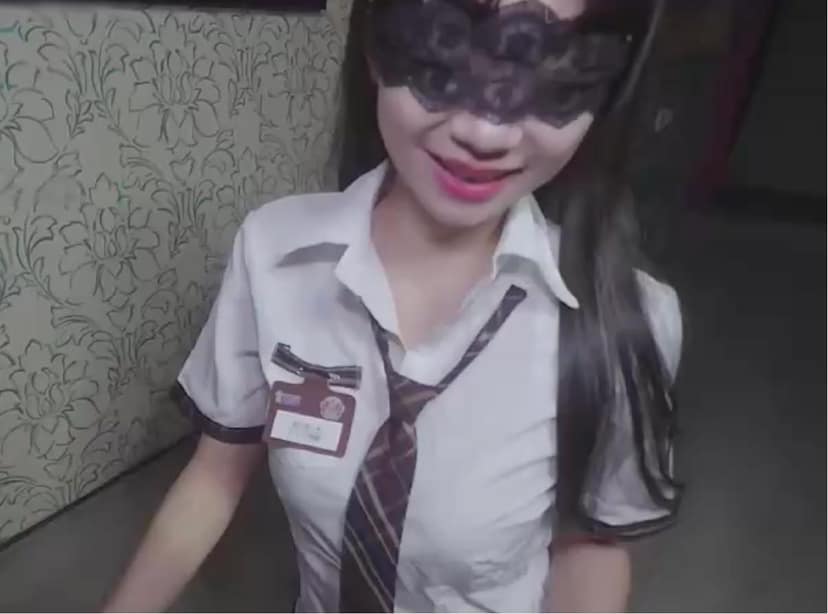 DemiFairyTW爹咪空教室被学妹撞破手淫直接被反撩到尖叫失控 完整视频在线播放