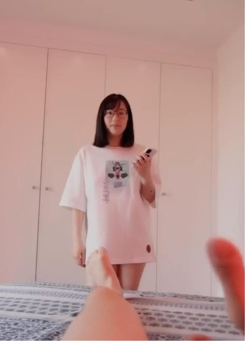 obokozu这波反差我是真没绷住,书呆子眼镜妹骑乘弹跳太顶了 完整视频在线播放