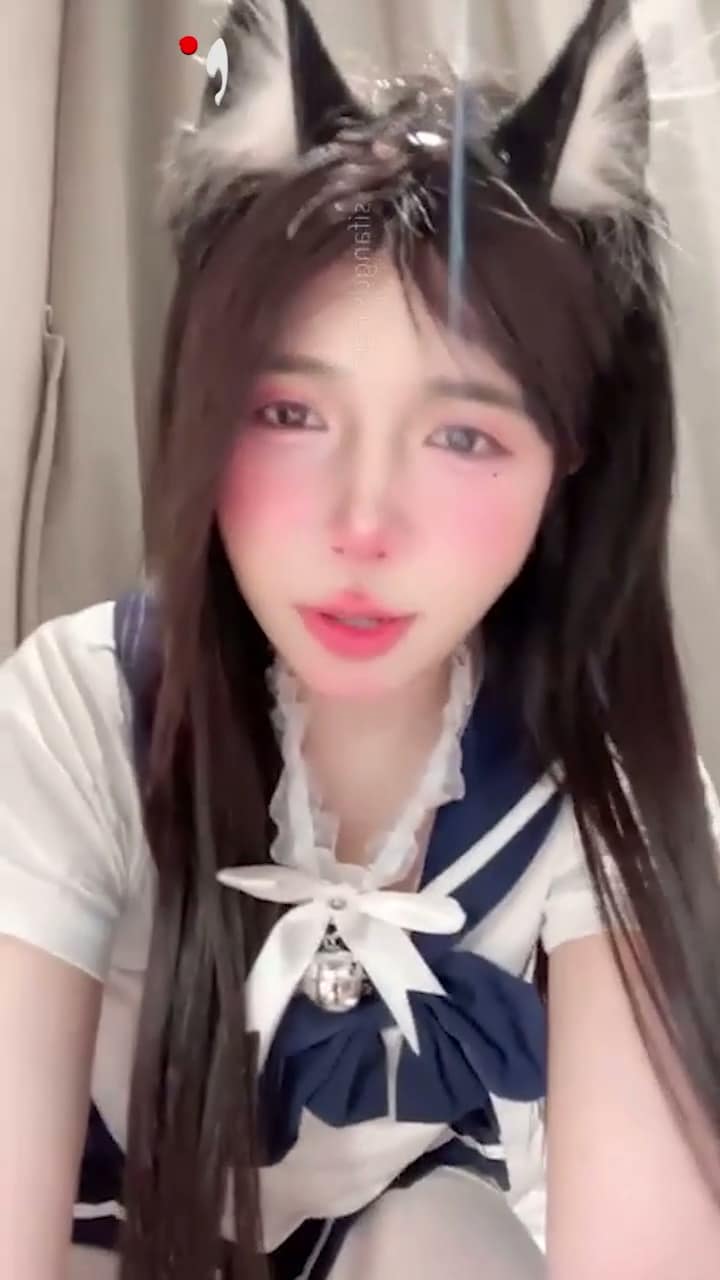 抖音网红幼幼酱JK白袜定制视频流出,这波高潮抽搐演得太到位了 完整视频在线播放