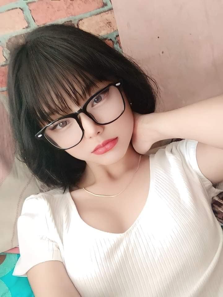 Faith Adanza看着像没被开发过的邻家妹,私下视频里简直野得离谱 完整视频在线播放