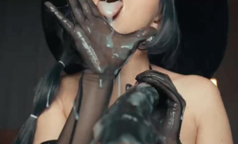 CreamySpot看似高冷魔女私下玩炮机这么野,这臀浪确实顶 完整视频在线播放