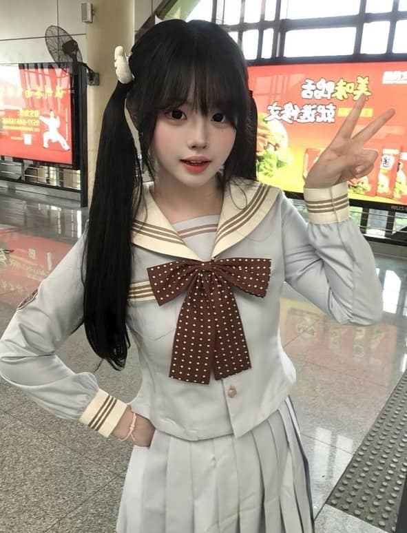 推特小宝下班遇袭内幕,制服反差被两男废墟内射 完整视频在线播放