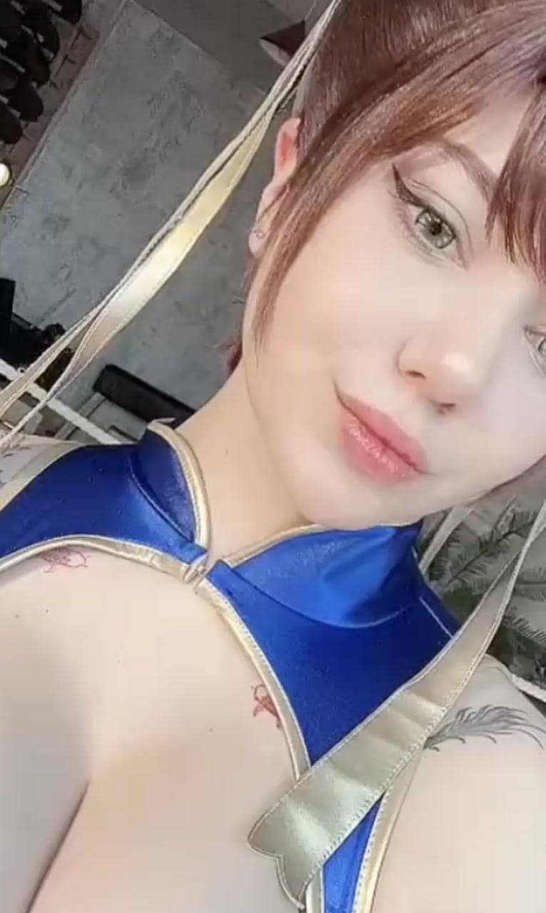Alina Becker全套Lewd Cosplay流出,顶流身材曲线确实没话说 完整视频在线播放