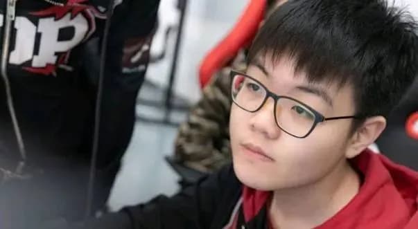369直播打无畏契约被喷，求证：选人阶段发生了什么