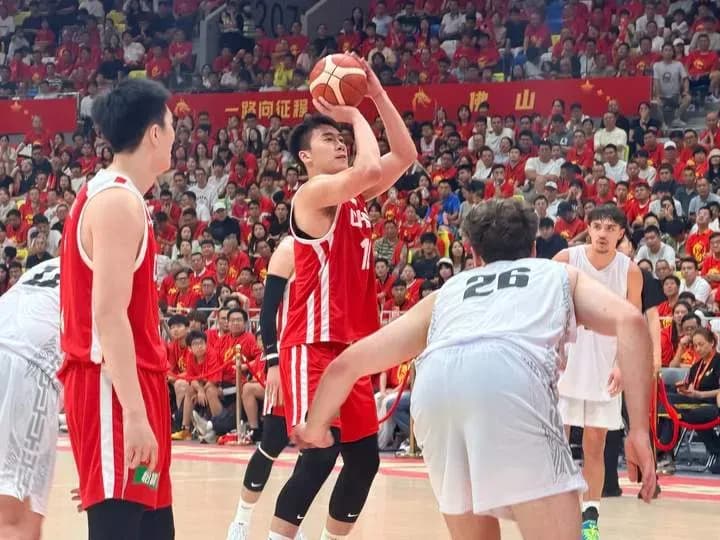 中国男篮负新西兰三件事盘点：比分、战舞、对比乌拉圭那场
