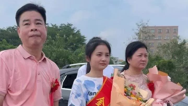 预约参观北大被拒后考上北大求证：这波反差哪来的