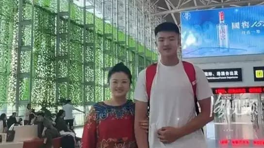 13岁男孩195cm,妈妈晒早餐：食谱、睡眠、抄作业三件事