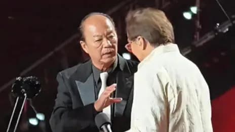成龙狄龙五十年交情旧账：这次当众爆的料是什么
