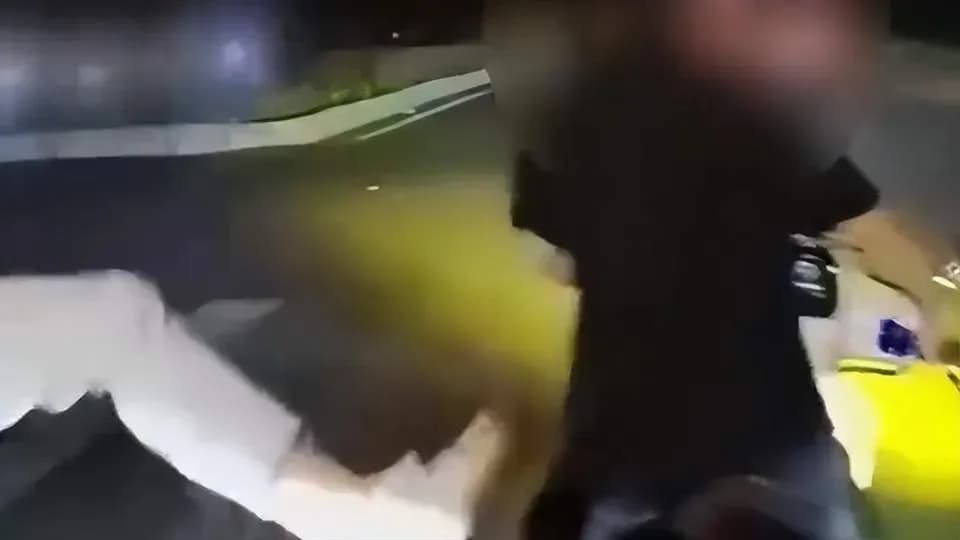 看清别车、踹车、罚200元三步：每个环节各算什么