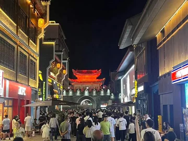 大庸古城复活四问：曾亏超10亿的「空城」怎么翻身