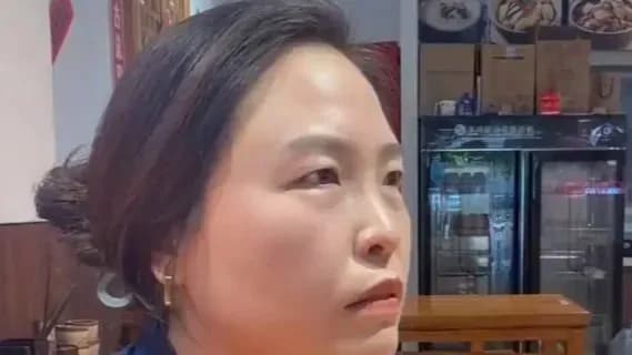 该收还是不该收：学生还200元，登封老板闫玉霞没要