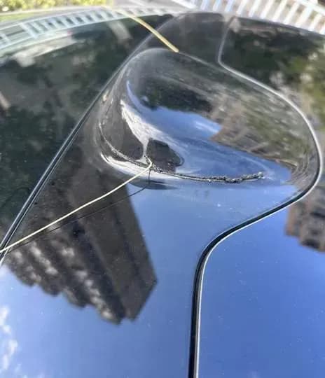 杭州东湖高架风筝线割破车顶：雷达受损，责任怎么算