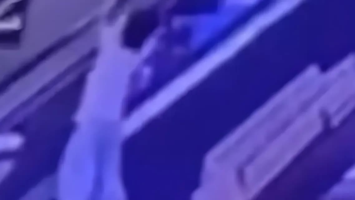 商场一线工作人员们：救命窗口只有那几秒