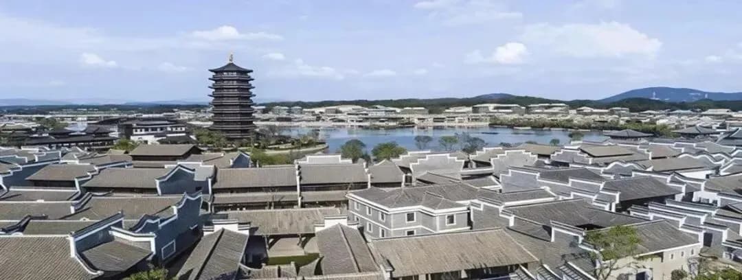 人造古镇哑火：钱先砸在房子上，还是先养人气