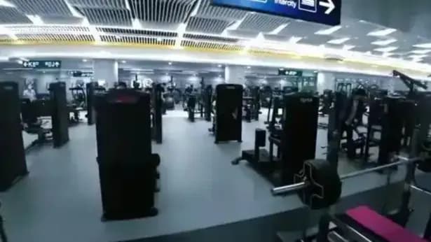 广州地铁「悠能量」始末：两站开球场，国庆接待超5500人次
