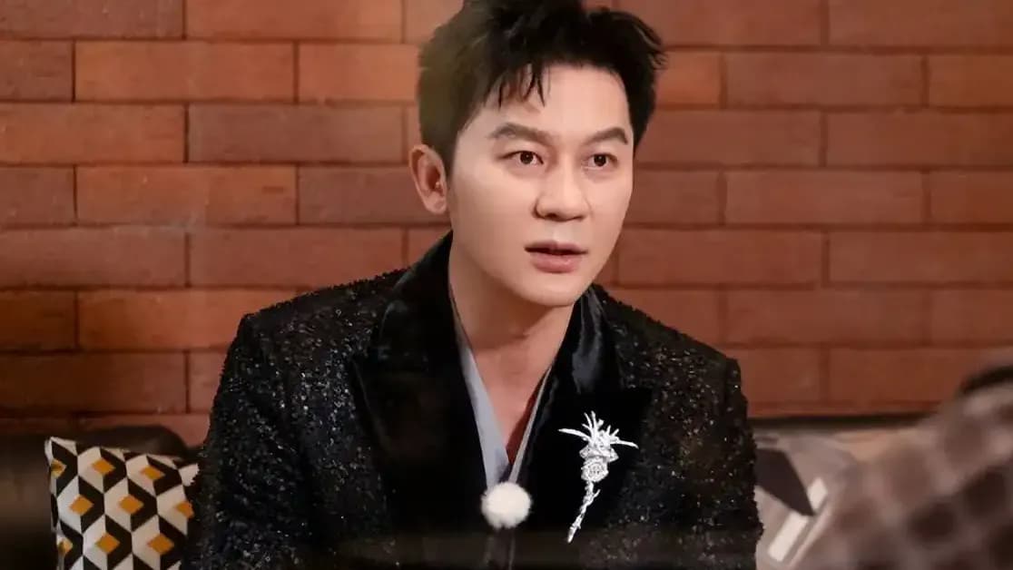 明星亮证卖保险专家发声：持证上岗算不算带货新规范