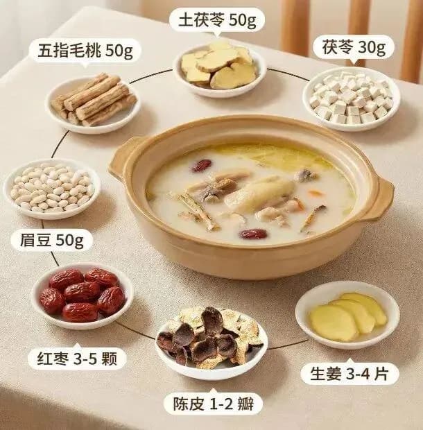 《一饭封神》莫氏鸡煲争议始末：评委嫌弃谢霆锋叫好，两套标准谁更服众