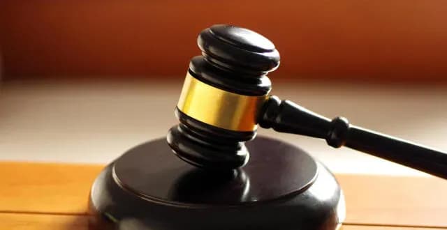 奎屯店员掐人中施救被索赔46万，判不担责是真的吗
