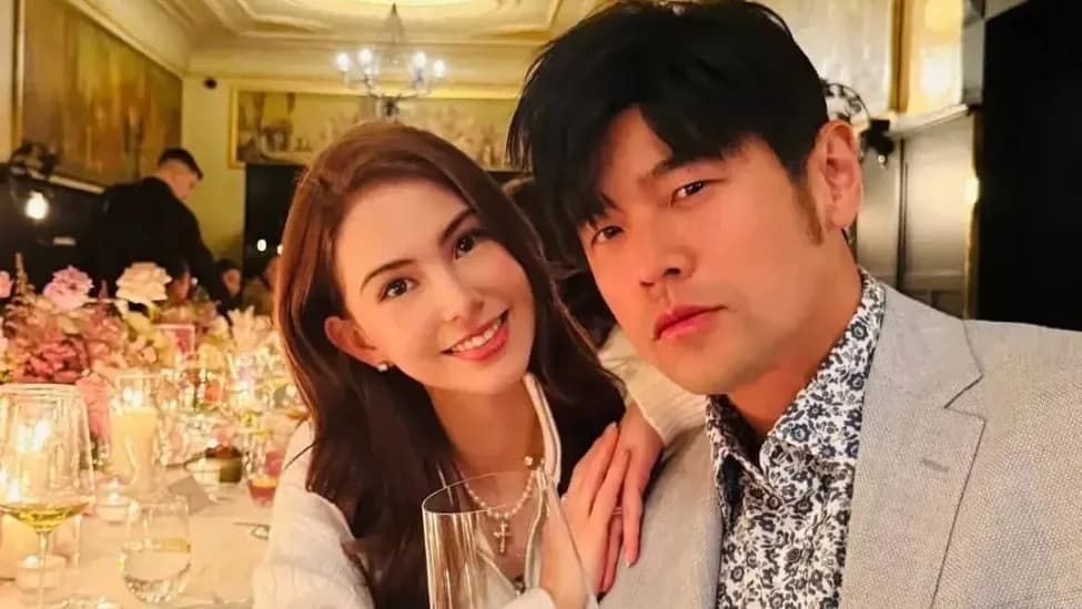 周杰伦晒昆凌生日合照，「永远爱你」怎么解读？