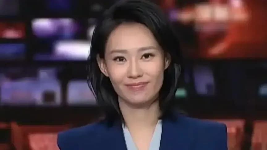 亮相CCTV-4后母校发文：李秋莹校园电视台往事被翻出