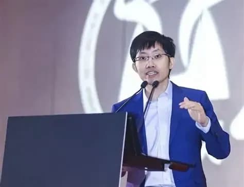 梁文锋财富暴涨3850%拆成三件事：口径、起点、涨幅