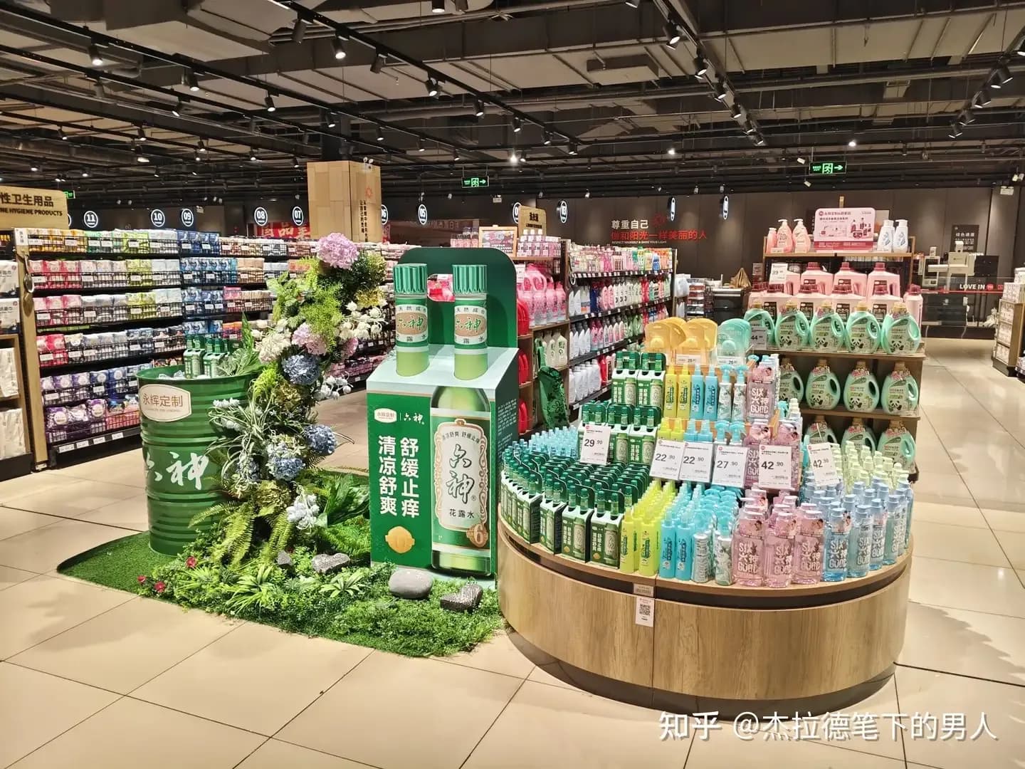 六神稳居第一，是实力还是习惯：花露水市场的两种读法
