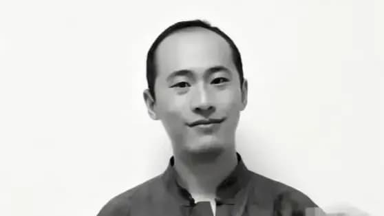 李晓龙白血病去世时间线：张庆祝忆38岁搭档瞒病经过