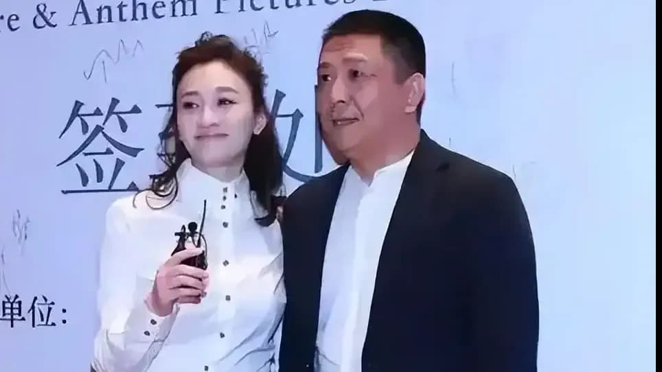 李小冉离婚实锤了吗：声明逐句拆解，11月办手续仍是爆料