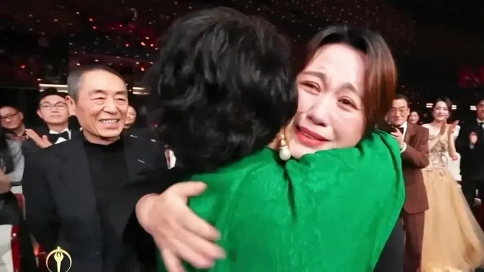 马丽恭喜萨日娜夺百花奖发声：致谢梁家辉递手帕这层情谊说清了吗