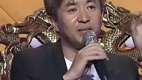 慕岩朋友圈「化缘」:称财产被冻结，收到资助还重逢老友