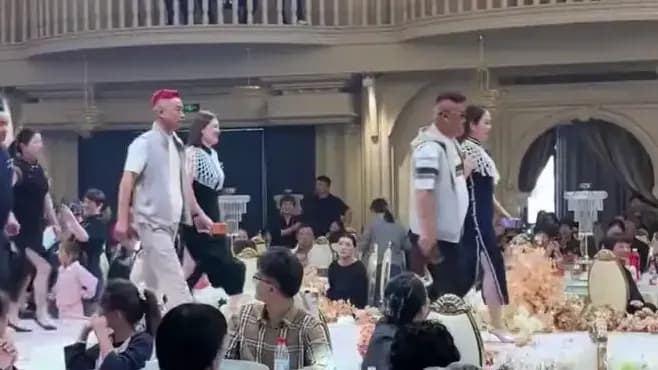 九个舅舅染彩发撑腰是真的吗：两条热搜词条逐条求证